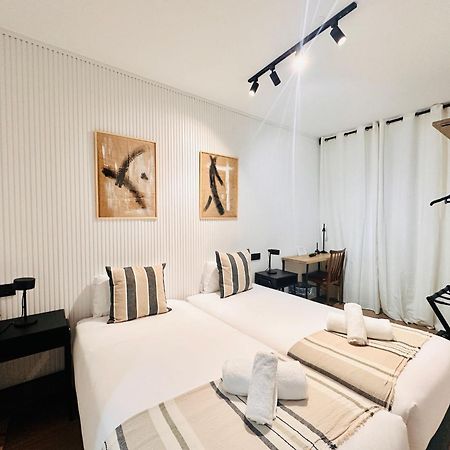 Autentic Boutique Moncloa مدريد المظهر الخارجي الصورة