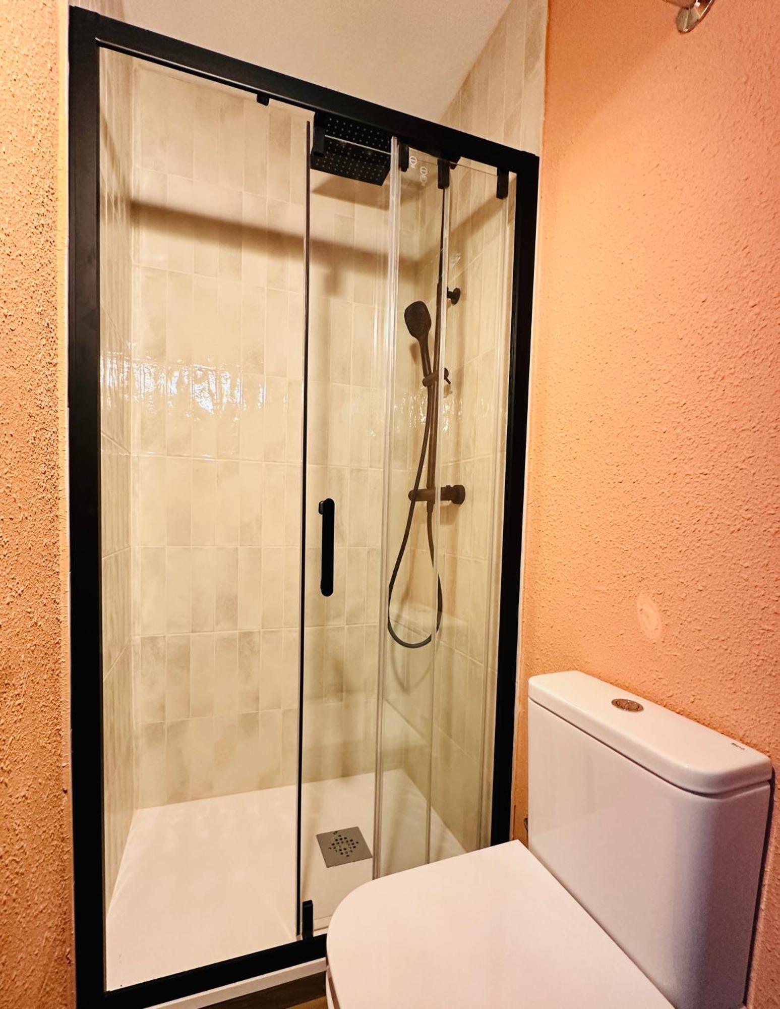 Autentic Boutique Moncloa مدريد المظهر الخارجي الصورة