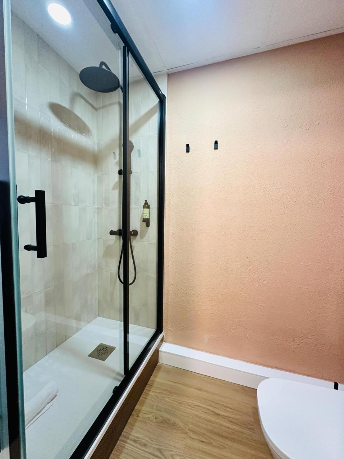 Autentic Boutique Moncloa مدريد المظهر الخارجي الصورة