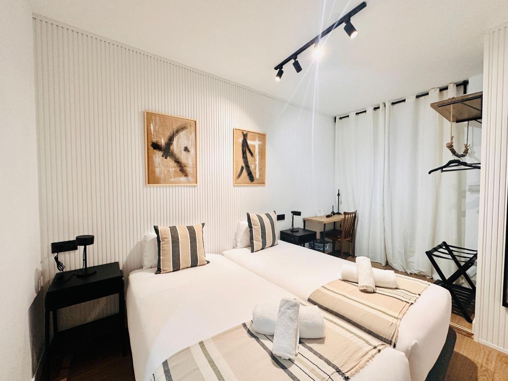 Autentic Boutique Moncloa مدريد المظهر الخارجي الصورة